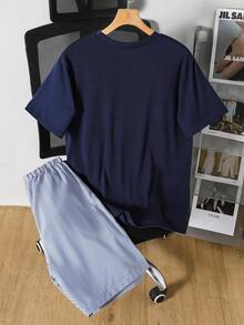 SHEIN 2件套青少年男童夏季撞色字母拼接圆领短袖T恤和户外休闲时尚3D字母运动短裤 - 藏蓝色 - 查看 2