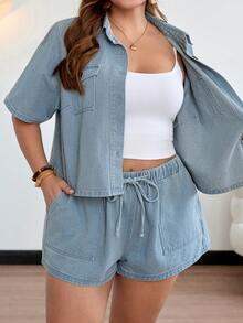 SHEIN CURVE+ Plus Size Women's Summer Light Blue Denim 2-Piece Set,Smart Casual Formal Flap Pocket Shirt Drawstring Waist Shorts,Vacation Beach Country Concert - Light Wash - View 4