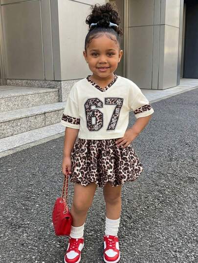 Young Girl/Young Girls 2-Piece Set: Squishy Number 67 Leopard Print Loose T-Shirt + Puff Skirt, Casual Everyday Fashionable Outfit For Vacation, Camping, Photo Shoot, Matching Family Look