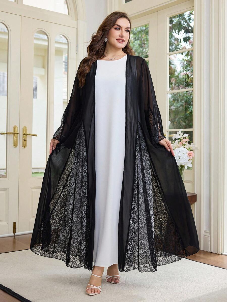 Al Najma عباءة نسائية أنيقة وأنيقة بتصميم إسبلايس من الشيفون والدانتيل الأسود للسيدات ذوات الحجم الكبير - الأسود - مشاهدة 1