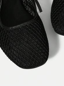 Mnmlis Women's Fashion Round Toe Strap Ins Style Flat Shoes - Black - View 3