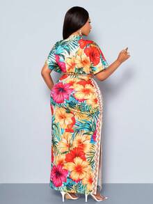 SOLERSUN Women's Plus Size Hawaiian Tropical Print Short Sleeve Crop Top With Ring Detail & High-Slit Maxi Skirt Two Pieces Set ,Sexy Vacation Outfit For Beach & Resort Parties,Plus Size Hawaiian Tropical Print 2 Piece Set, Crop Top & Ruched Split Maxi Skirt For Vacation,Beach Resort Wear For Summer Vacation - Multicolor - View 3