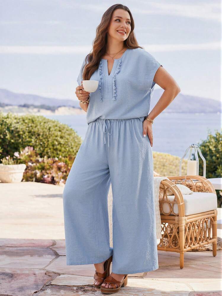 Plus Size Women's Solid Color V-Neck Short Sleeve Shirt And Wide Leg Pants Casual Suit,Summer Outfit For Women ,Vacation Outfits Women ,Holiday Outfits For Women ,Summer Holiday Outfits,Going Out Outfits,Casual Sets For Women,Summer Holiday Outfits ,Casual Sets For Women
