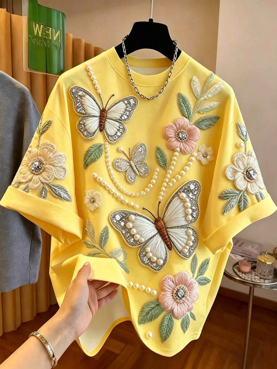 Franclia Plus Size Women Versatile Butterfly & Flower Short Sleeve Casual T-Shirt - Yellow - View 1