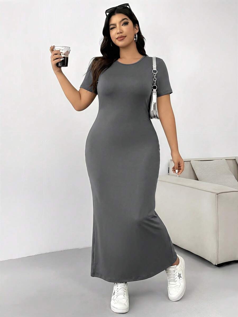 SHEIN EZwear 大码女式夏季纯色圆领短袖不对称下摆休闲连衣裙,深灰色 - 深灰色 - 查看 1