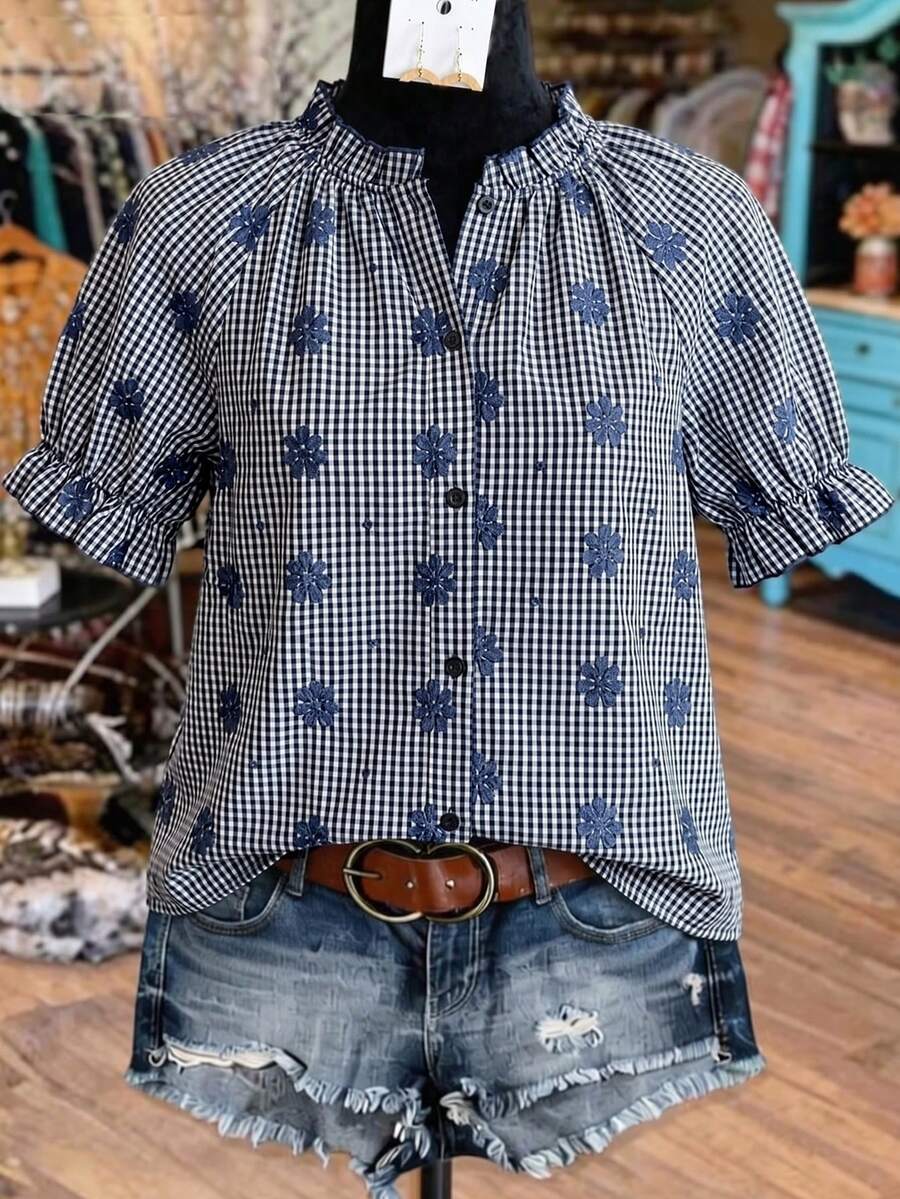 Franclia Blusa feminina plus size nova de verão, moda, com renda falsa bordada, manga curta, casual vintage para férias, camisa solta xadrez versátil, blusa estilo francês, blusa feminina xadrez para uso diário, nova chegada, blusa para piquenique, azul-marinho e branco - Azul marinho - Ver 1