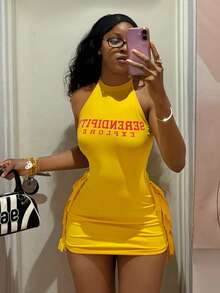 StreetHx Đầm ngắn màu vàng dành cho nữ, Hypezone-D Sexy Vibe, họa tiết in phía trước, thiết kế buộc dây bên hông, phong cách retro Mỹ, rock gợi cảm, đầm phong cách đường phố. - Màu vàng - Xem 3