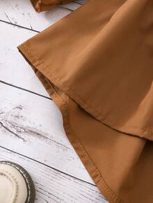 SHEIN Bebé niña Pantalones con blusa ribete con fruncido de manga con volante con cinturón - Caqui - Ver 7