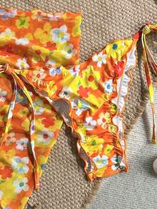 Swim Mod 三件套，纯色花卉纹理面料珍珠贝壳装饰荷叶边吊带文胸上衣、侧系带泳裤和迷你裙性感比基尼泳装套装，春夏款 - 彩色 - 查看 4