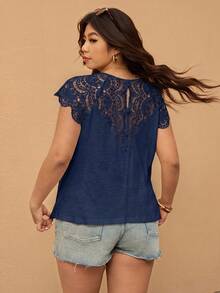 Elaquor Plus Size Women's Summer Beach Vacation Solid Color Lace Splice Notch Neck Cap Sleeve T-Shirt - Navy Blue - View 2