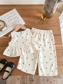 SHEIN LMoss Kids Conjunto Casual e Fofo de Verão para Bebê Menina, Top Regata e Calça com Cintura Elástica - Bege - Visão 2