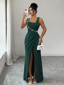 SHEIN Elenzya Đầm dự tiệc cocktail nhẹ nhàng, dáng đuôi cá, không tay, cổ vuông, đính ngọc trai, ôm eo, xẻ tà bồng bềnh, dành cho nữ. - Màu xanh lá cây đậm - Xem 3