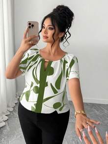 SHEIN Clasi 优雅混搭随机印花拼接船领金属装饰纽扣加大码短袖衬衫 - 彩色 - 查看 6