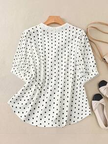 Linhara Blusa de manga corta con cuello de encaje, botones completos, decoración de perlas y ribete de encaje en estilo vintage elegante y casual con lunares en contraste para mujer de talla grande - Blanco y Negro - Ver 2