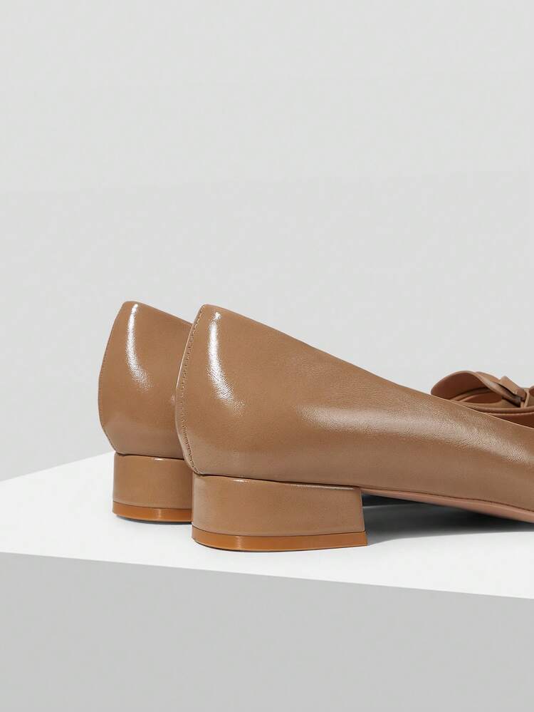 BUCKLE DETAIL SQUARE TOE CHUNKY FLATS