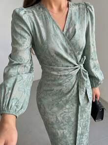 Modelyn 女士绿色提花长袖裹身系带A字中长连衣裙，优雅浪漫，春夏款 - 綠色 - 查看 7