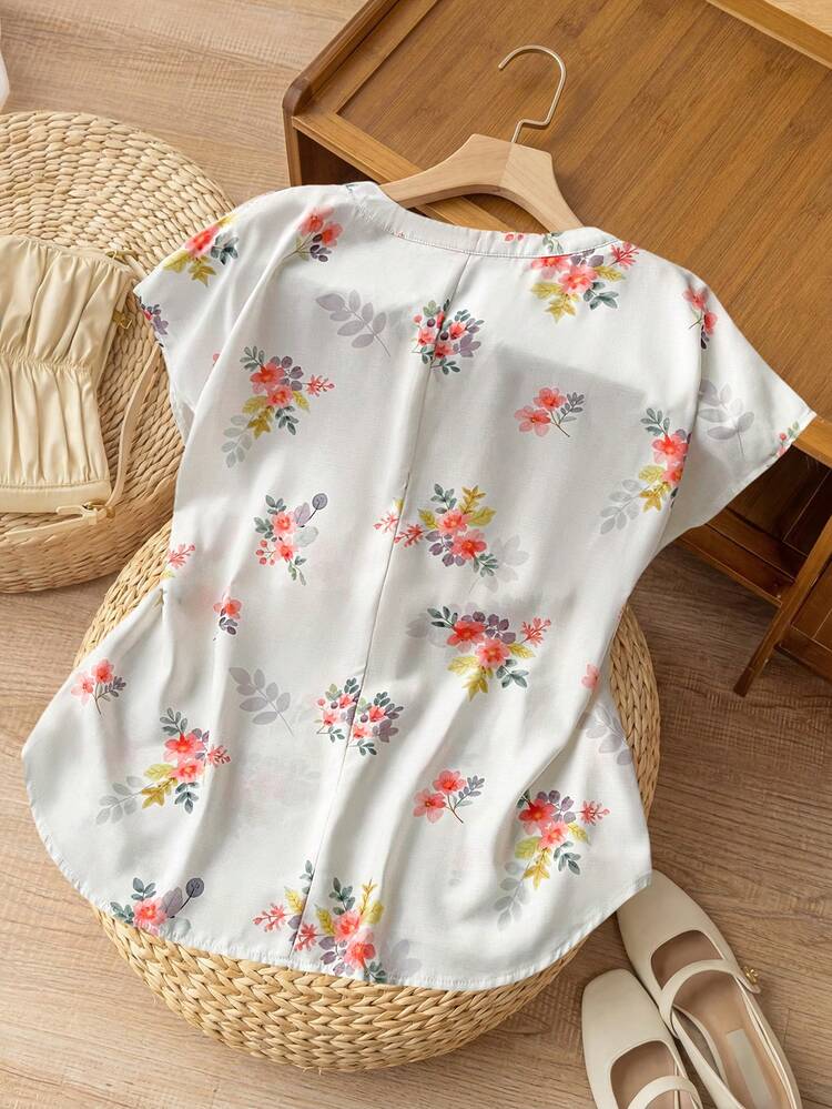 Plus Size V-Neck Batwing Short Sleeve Solid Casual Blouse,Summer Clothes,Vacation Outfits Woman / Vacation,Boho Women's Clothing