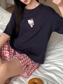 HELLO KITTY | DAZY 女士夏季猫咪印花宽松T恤和格子印花短裤睡衣套装 - 藏蓝色 - 查看 1
