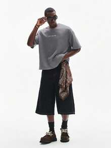 STYNVO Kaos Kasual Pria Lengan Pendek Leher Bulat dengan Cetakan Huruf - Light Grey - View 4