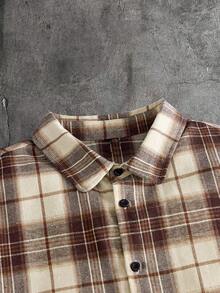 AXEPEAK Plus Size Men's Plaid Short Sleeve Single-Breasted Casual Commuter Shirt - Brown - View 6