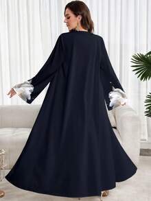 Al Najma Áo Abaya Ả Rập kín đáo với họa tiết hoa - trắng - Xem 2