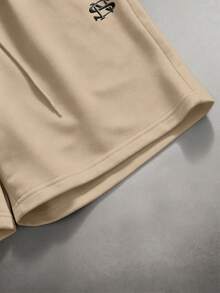 STYNVO Quần short nam kiểu dáng thường ngày, họa tiết kẻ caro ghép mảnh và thêu chữ, thích hợp cho mùa hè. - Màu Khaki - Xem 5
