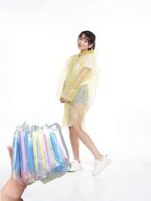 SHEIN 1-10件装一次性雨衣，颜色随机，带防风罩，便携式防水斗篷，适合旅行和户外活动 - 透明一次性旅行用品，旅行酒店必备，户外必备，客房用品，沙滩旅行迷你月经尿布用品，浴室配件，户外漂流雨衣，旅行便携 - 彩色 - 查看 2