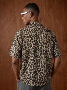 AKNOTIC Men's Leopard Print Short Sleeve Single-Breasted Casual Shirt - Multicolor - View 3