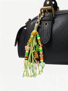 Viva Strut 1 Móc khóa túi hình hoa nhỏ xinh xắn bằng dây bện đính hạt, phụ kiện túi xách tự làm. - màu xanh lá - Xem 2