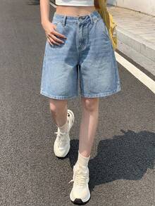 Livesso Shorts Denim Retos de Cinco Pontas com Bigode de Gato e Raio para Mulheres, Verão - Lavagem Média - Visão 9