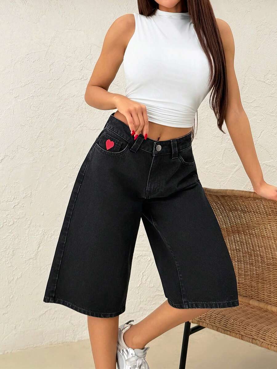 Pantalón corto vaquero de estilo casual, ajuste regular, cintura baja, lavado negro, con botones delanteros - Negro - Ver 1