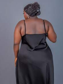 CurvyTilda Plus Size Women Solid Color Draped Neck Elegant Slip Luxury Dress, Fall/Autumn/Winter, Christmas, New Year, Thanksgiving, Party, Wedding, Beach, Graduation, Chic, Elegant, Casual, Going Out, Date, Appointment, Commute, For Hourglass Body Shape - Black - View 6