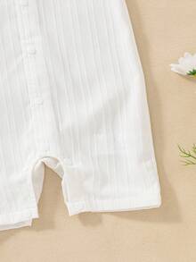 SHEIN Vintaside Kids Bộ áo liền quần tay ngắn kẻ caro hình gấu dễ thương cho bé trai, quần áo mùa hè cho trẻ sơ sinh. - Nhiều màu - Xem 8