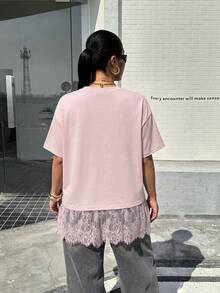 Muchica Plus Size Summer Casual Solid Color Contrast Lace Asymmetric Hem Short Sleeve T-Shirt - Dusty Pink - View 2