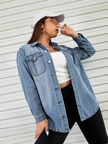 SHEIN EZwear 大码女式长袖单排扣休闲口袋牛仔衬衫 - 淺色水洗藍 - 查看 4
