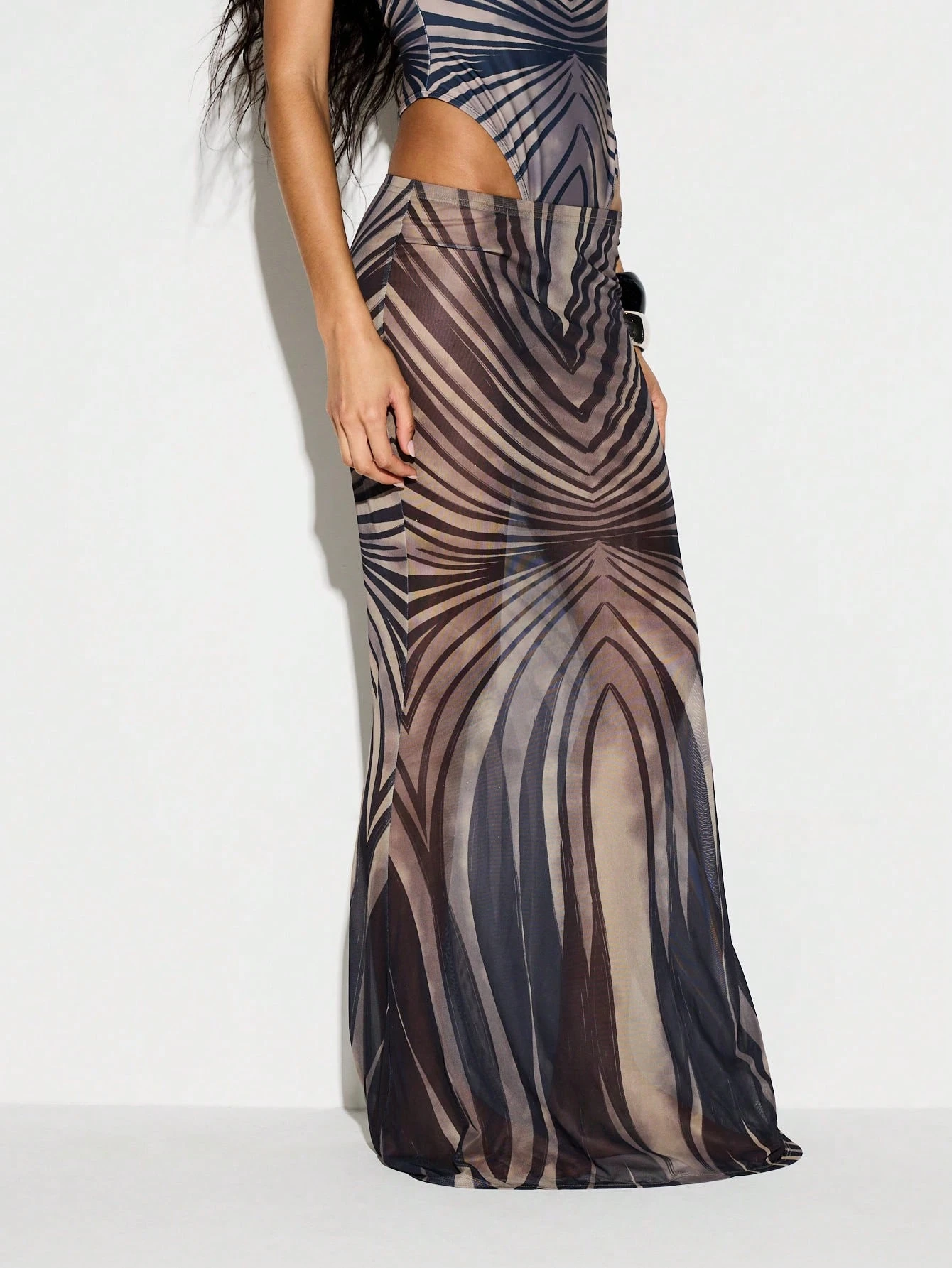 KIZN Contour Print Mesh Maxi Beach Skirt