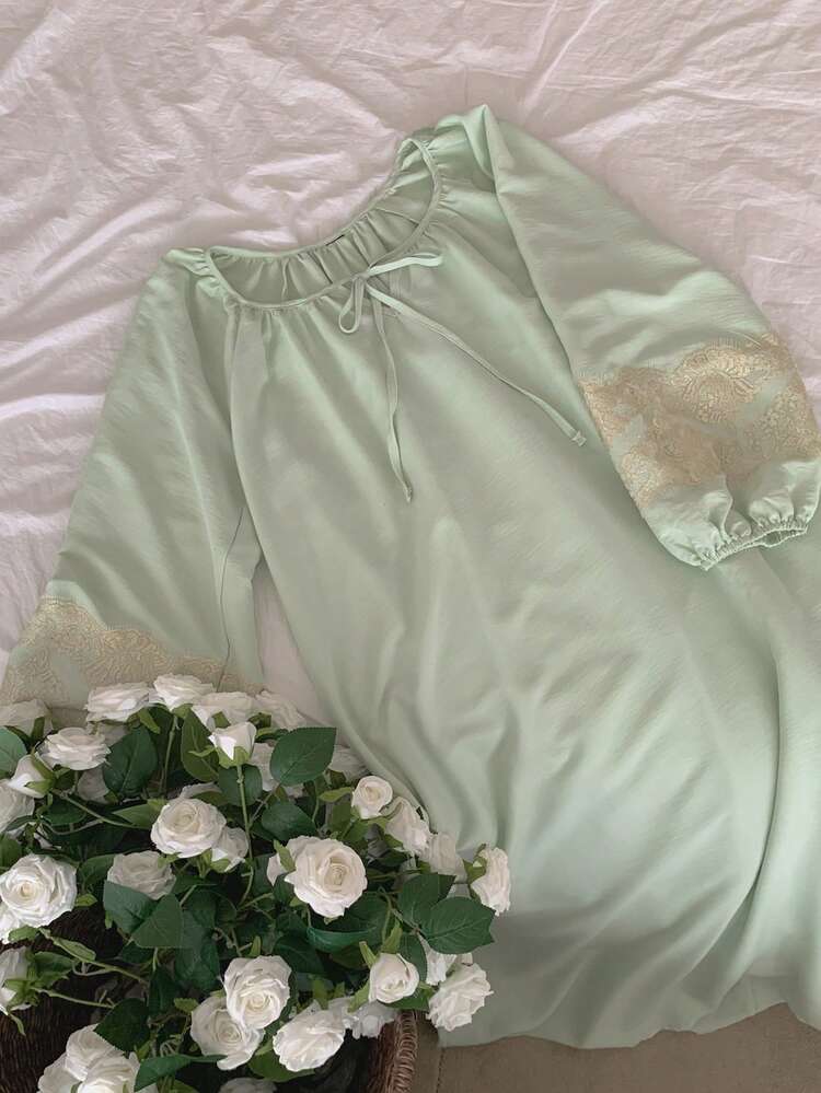 Women's Lace Trim Lantern Sleeve Nightgown