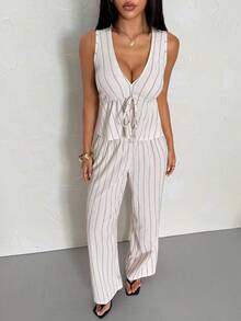 SHEIN PETITE 2 piezas Conjunto de verano casual de mujer con parte superior sin mangas a rayas con cinturón y pantalones, conjunto de 2 piezas para mujer para vacaciones y uso diario - Albaricoque - Ver 3