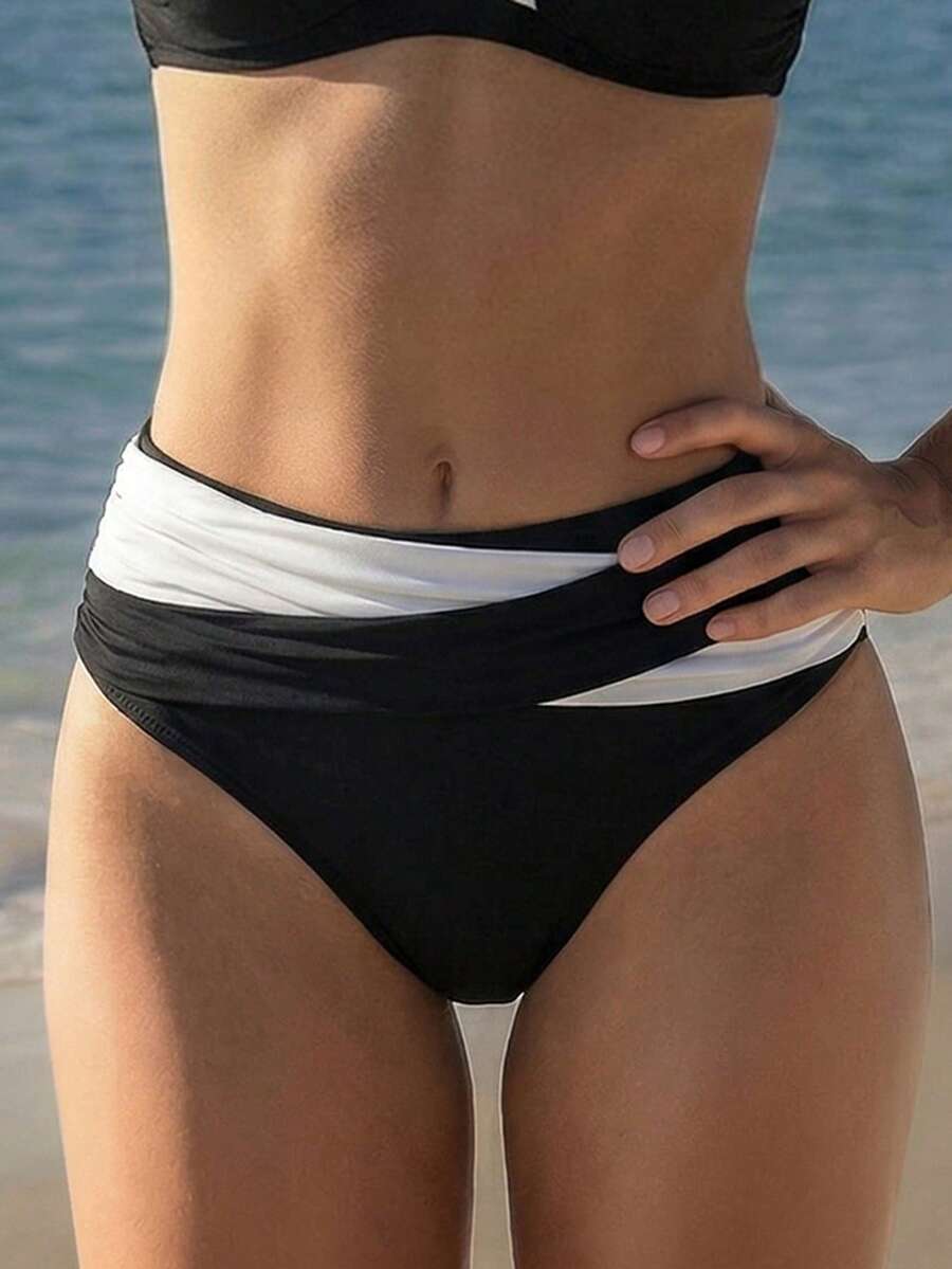 Quần Bikini Gợi Cảm Phối Màu Cho Nữ Có Chi Tiết Chéo Mùa Hè - Đen và trắng - Xem 1
