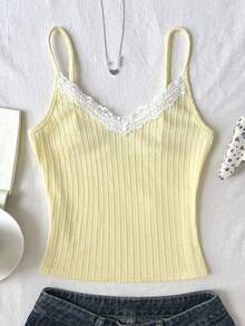 SHEIN 少女黄色纹理罗纹蕾丝褶皱胸部甜美休闲吊带背心，适合返校、假日家庭户外春季野餐、日常穿着。 - 黃色 - 查看 2
