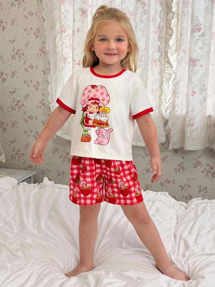 Strawberry Shortcake X SHEIN طقم بيجاما للفتيات الصغيرات مكون من ملابس علوية بأكمام قصيرة مطبوعة بشخصية كرتونية وبنطال مطبوع بنقشة المربعات - ابيض واحمر - مشاهدة 4