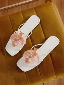 Eladyva Damen Französische Blumen-Riemen Flache Slides, modische Sommer Outdoor Pantoletten geeignet für Date, Einkaufen, Party, Strandoutfits, Zehentrenner - Braun - Übersicht 2