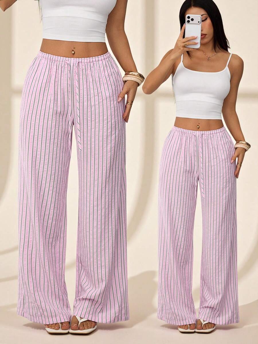 SHEIN PETITE Pantalones casuales de mujer a rayas rosas, adecuados para vacaciones de verano - Rosa - Ver 1