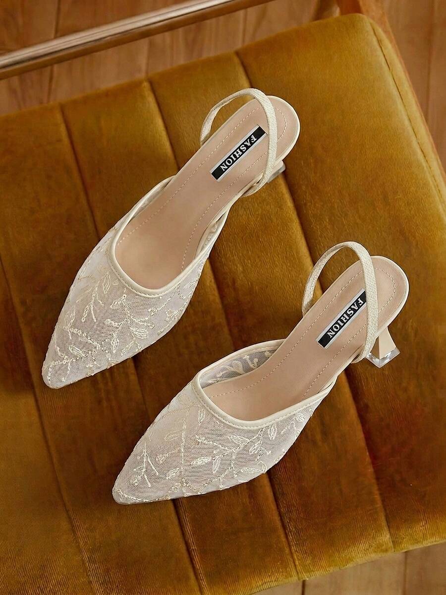 Eladyva Dép bít mũi cao gót màu trắng kiểu Trung Quốc mới, sandal đế xuồng mũi nhọn thêu ren có thể tháo rời dành cho nữ, trang phục mùa hè. - Màu be - Xem 1