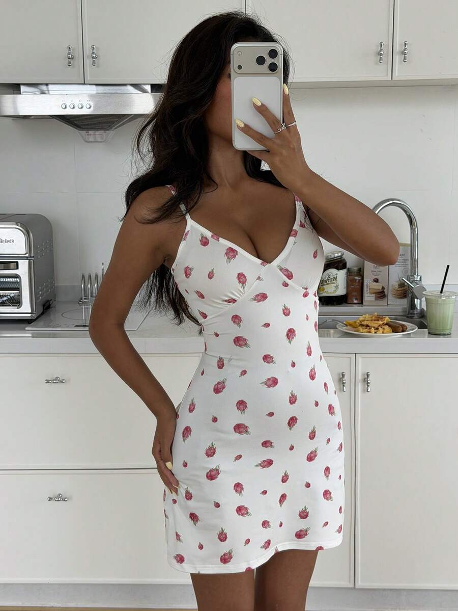Livesso 女士无袖露背火龙果印花睡裙，休闲夏季家居服 - 白色 - 查看 1