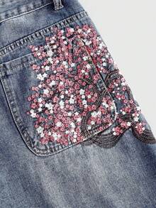 ROMWE MEN Pantalones cortos de mezclilla con bordado floral para hombres, corte holgado - Neblina azul - Ver 2