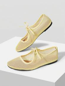 Mnmlis Women's Fashion Round Toe Strap Ins Style Flat Shoes - Yellow - View 5