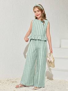 Bộ đồ 2 món Travachic KIDS dành cho bé gái tuổi teen, kiểu dáng thường ngày, gồm áo hai dây kẻ sọc thắt nơ sau lưng và quần ống thẳng. - màu xanh lá - Xem 2
