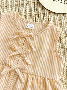 Conjunto de regata e shorts para recém-nascida, estilo casual e fofo, com listras rosa e brancas e laço decorativo. - Multicolorido - Ver 8