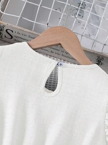 SHEIN Sparklyn 1件青少年女孩白色夏季可愛優雅度假款竹纖維亞麻圓領荷葉袖雷射鏤空下擺修身洋裝，時尚新款休閒 - 白色 - 查看 6